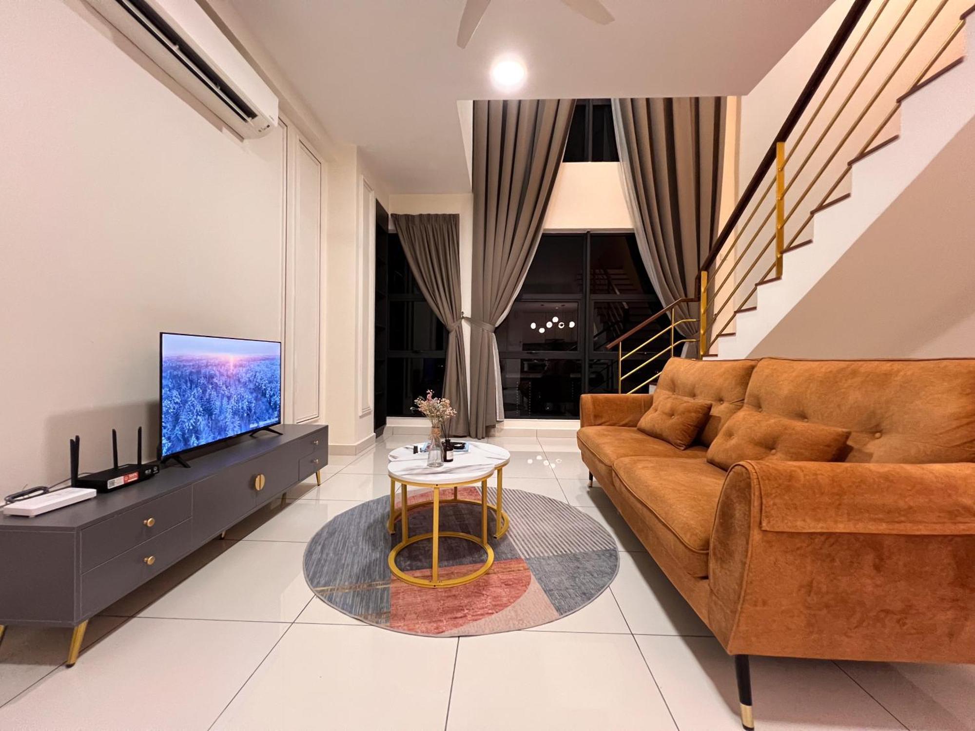 Modern Suites At Arte Mont Kiara By Iconique Куала Лумпур Екстериор снимка